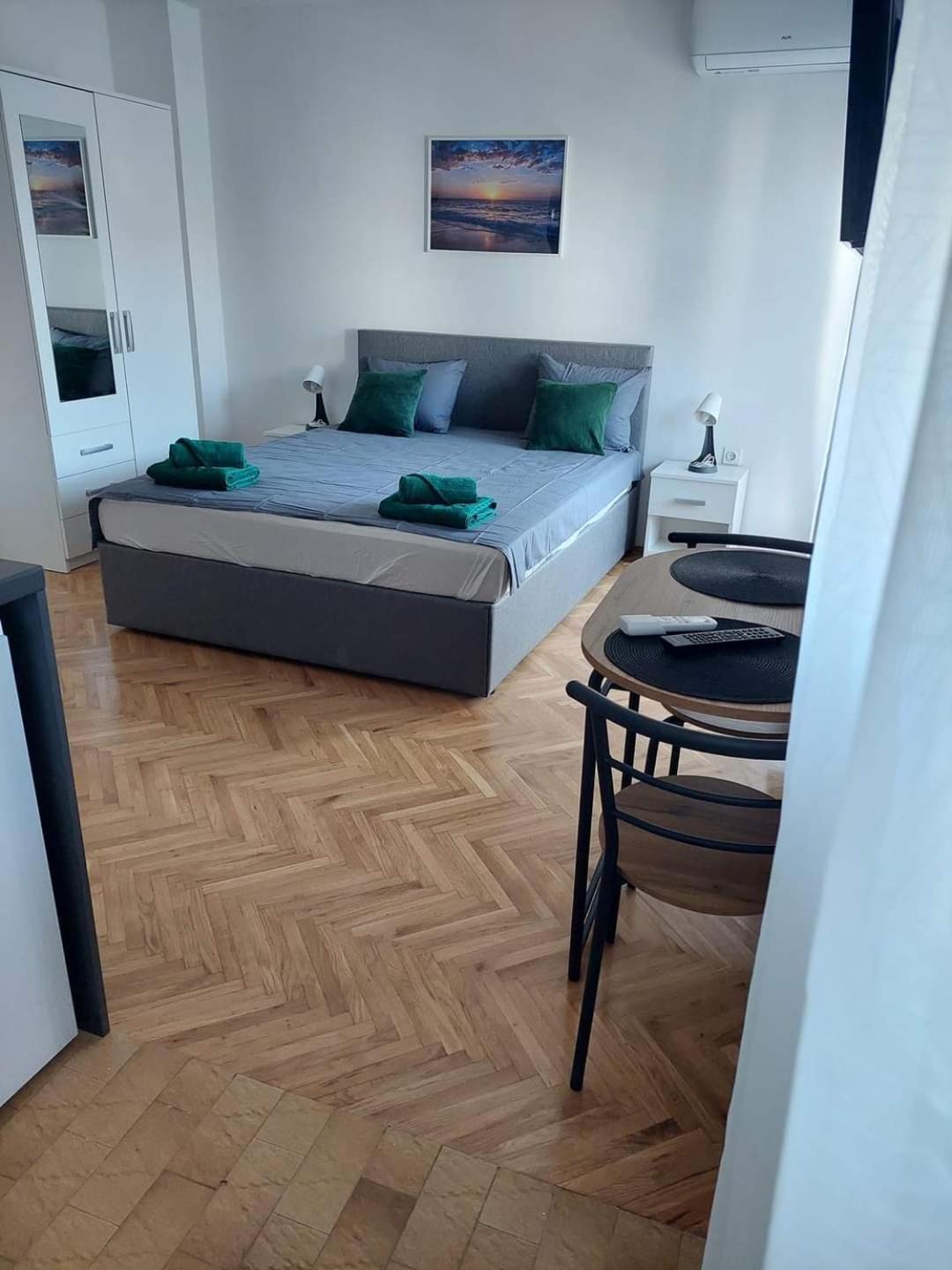 Apartmani Suhi Brod Medulin Kültér fotó