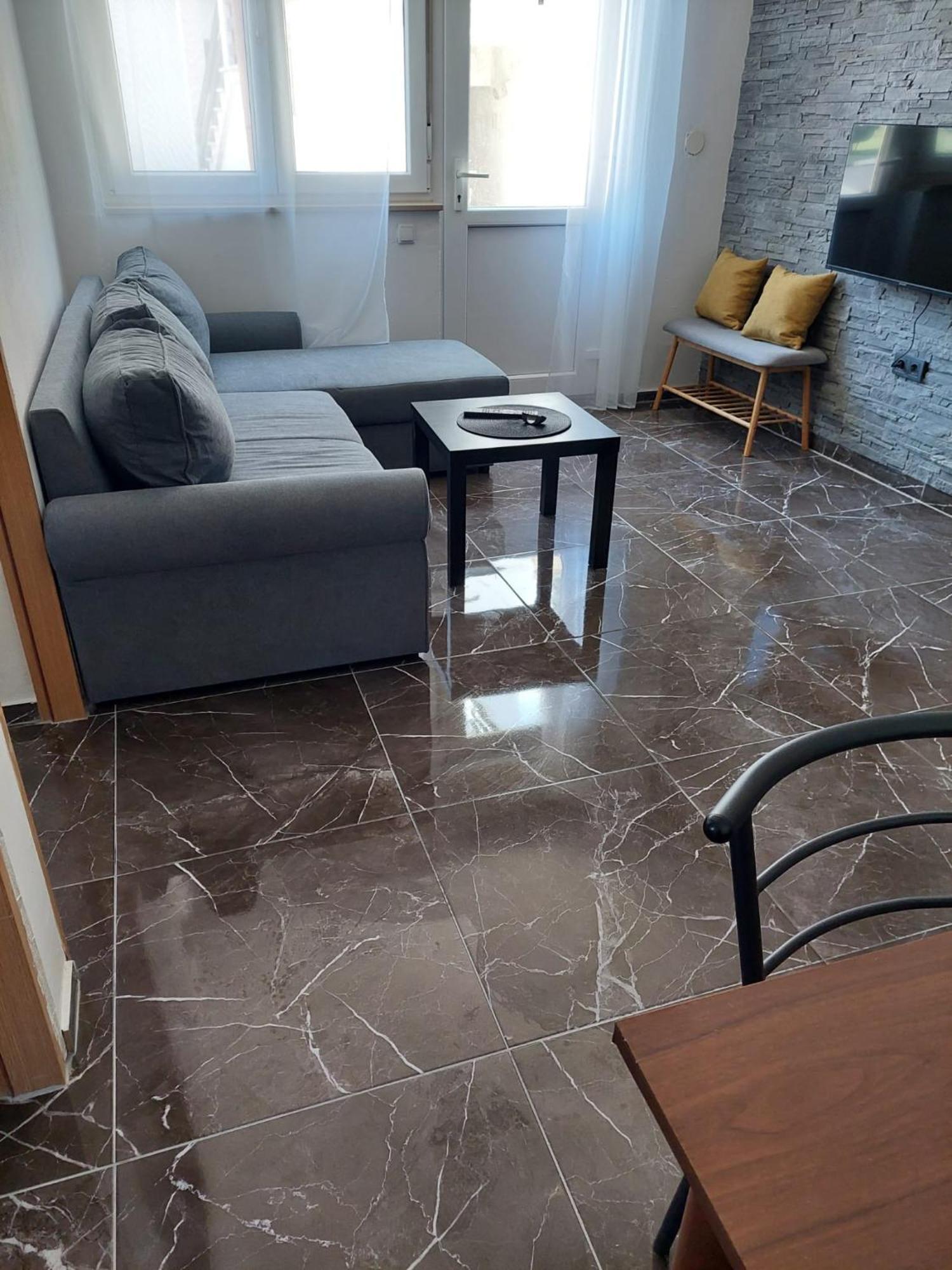 Apartmani Suhi Brod Medulin Kültér fotó