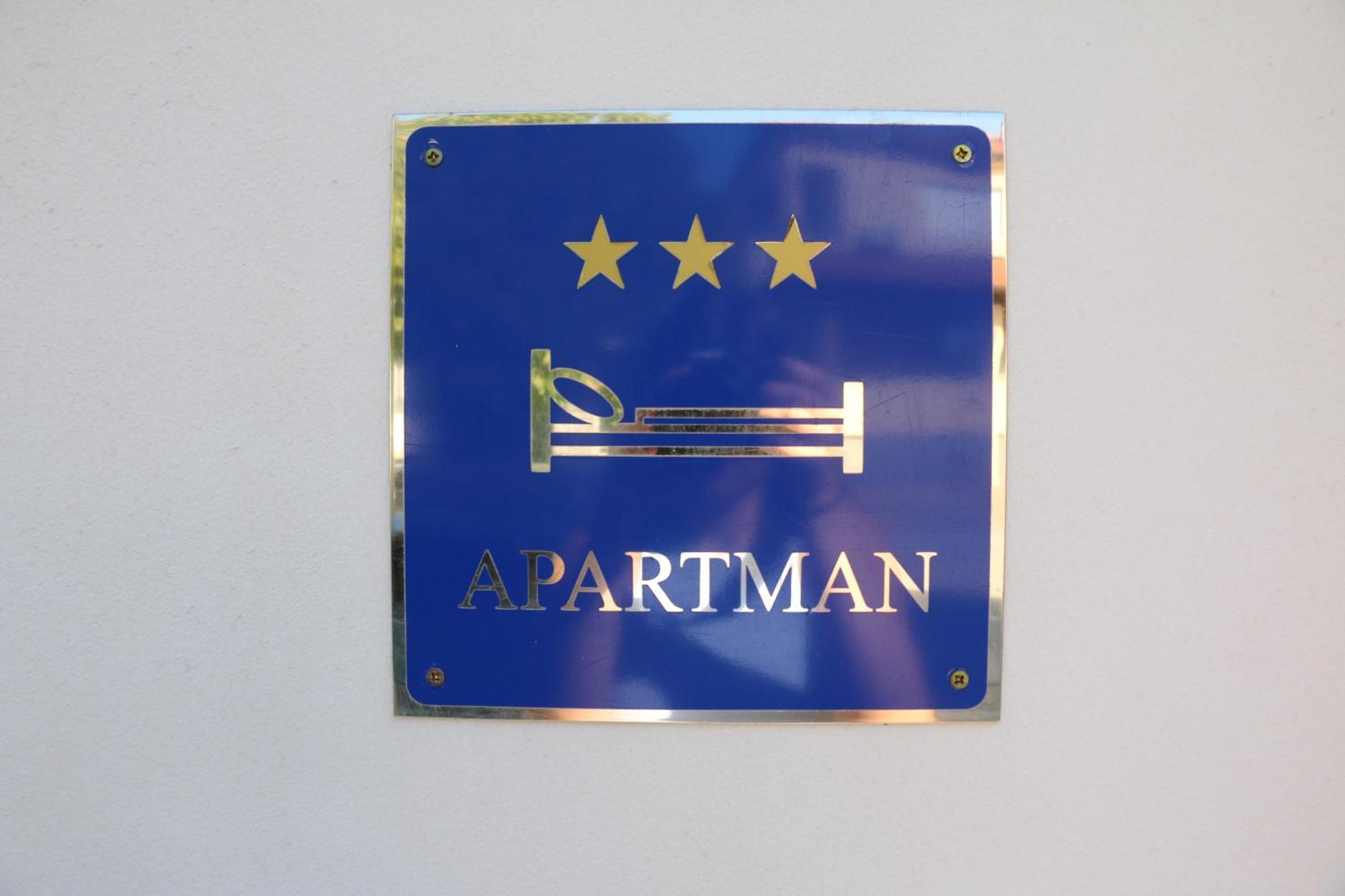 Apartmani Suhi Brod Medulin Kültér fotó